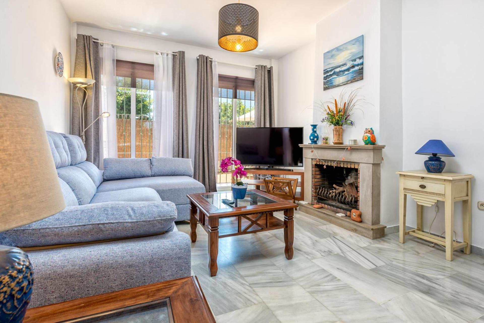 Castillo Sohail Townhouse Near The Beach By Costarentals - Ref 101 Fuengirola Extérieur photo