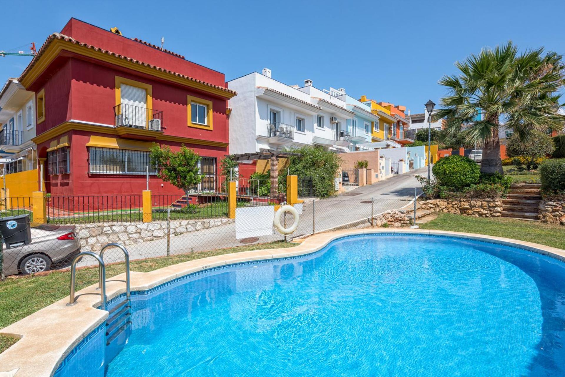 Castillo Sohail Townhouse Near The Beach By Costarentals - Ref 101 Fuengirola Extérieur photo